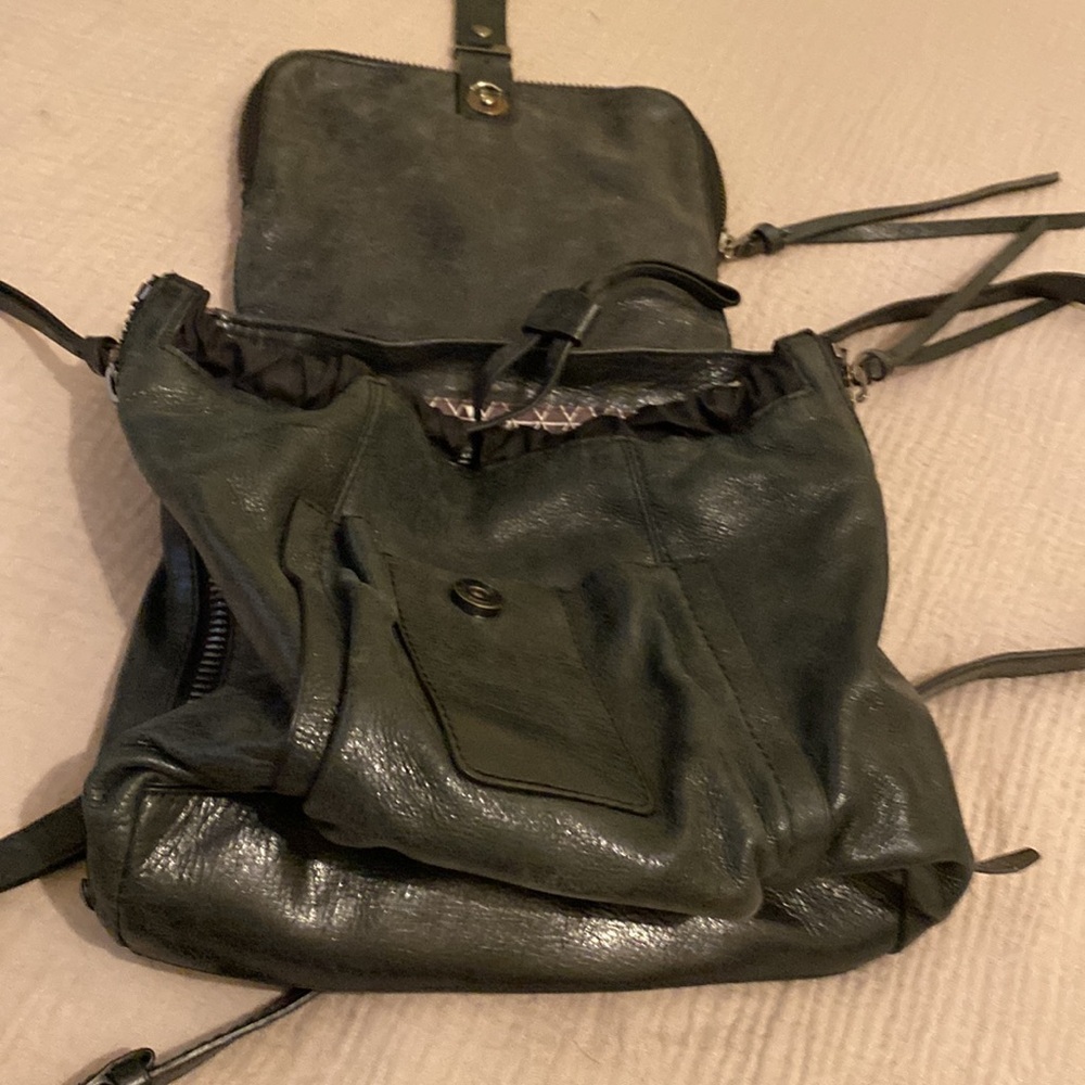BOTKIER Leather Backpack - Picture 6 of 10
